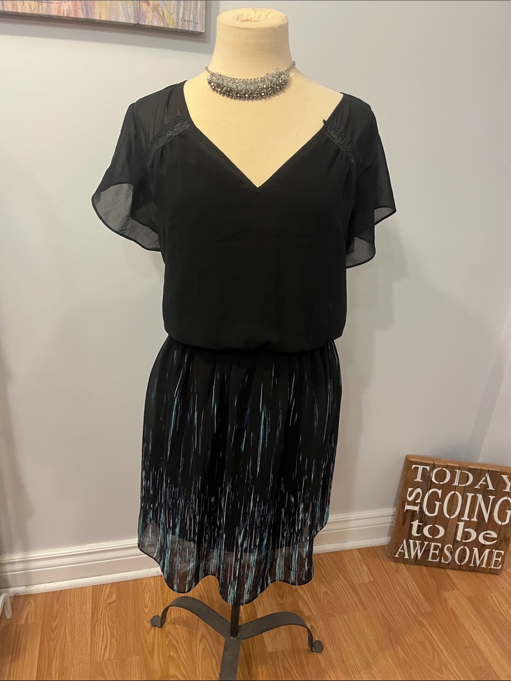 MICHEL STUDIO Black Chiffon Dress with Green Vertical Lines Skirt Size 24 - Picture 2 of 11